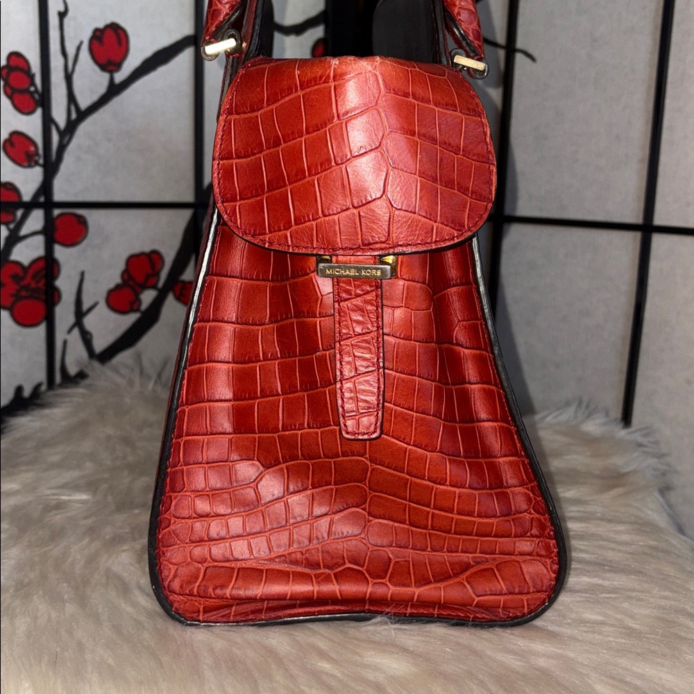 Michael Kors Collection GIA Satchel - Picture 4 of 13